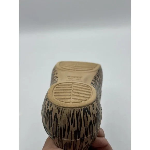 Crocs Kadee Flats Women 9 Cheetah Leopard Animal Print Ballet Flats Comfort Shoe - Picture 16 of 16